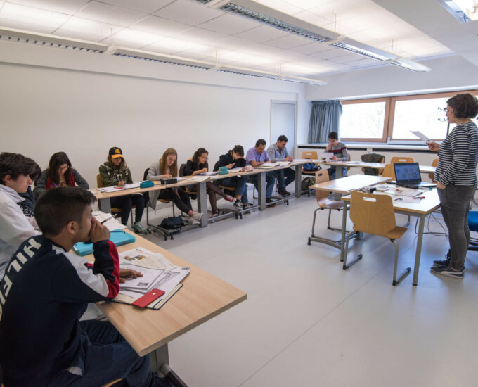 Ciel Strasbourg étudiants salle de classe